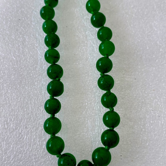 Jewelry - 18 inches natural jade necklace new 8mm beads sale